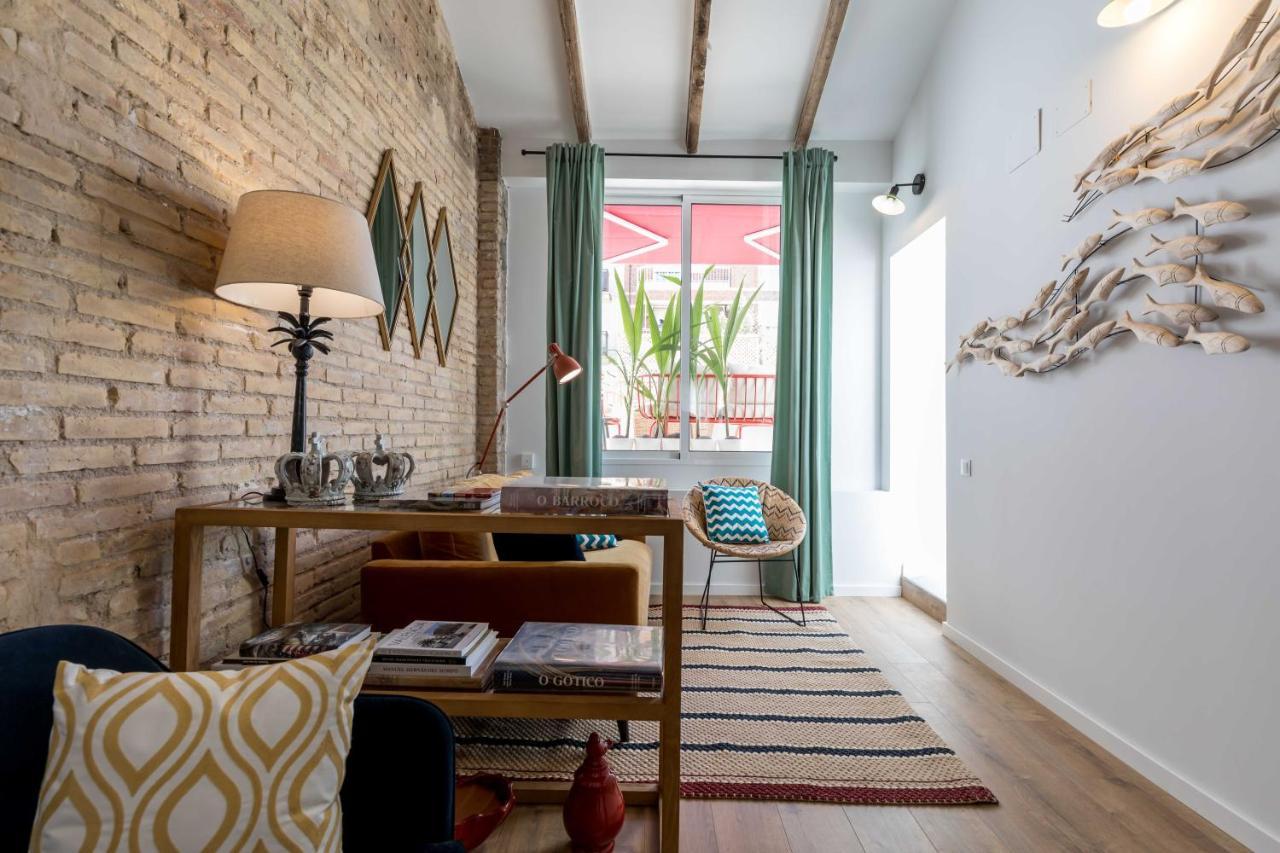 Maison Reina B&B Valencia Exteriör bild