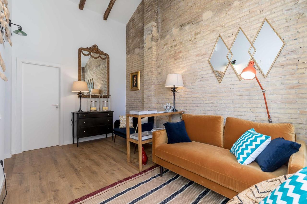 Maison Reina B&B Valencia Exteriör bild
